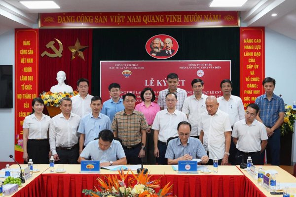 Công ty HUD4 - VADFCO Ký kết hợp đồng thuê lại đất tại Khu B - KCN Bỉm Sơn, tỉnh Thanh Hóa